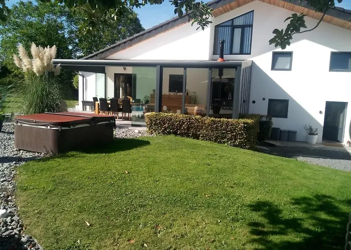 L'ecurie ホームステイ スパ